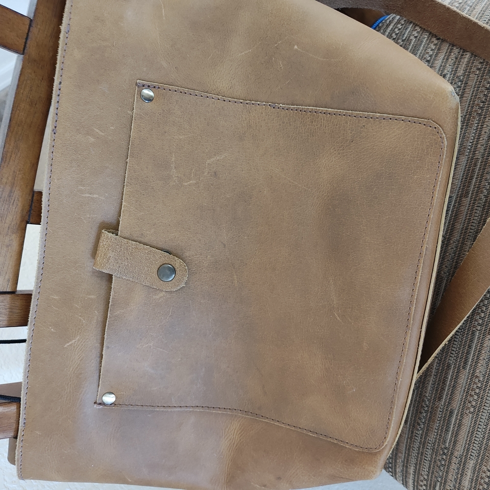Tan Buffdlo Leather Purse